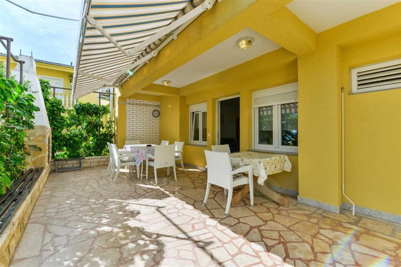 Apartment House Inga Вир Екстериор снимка