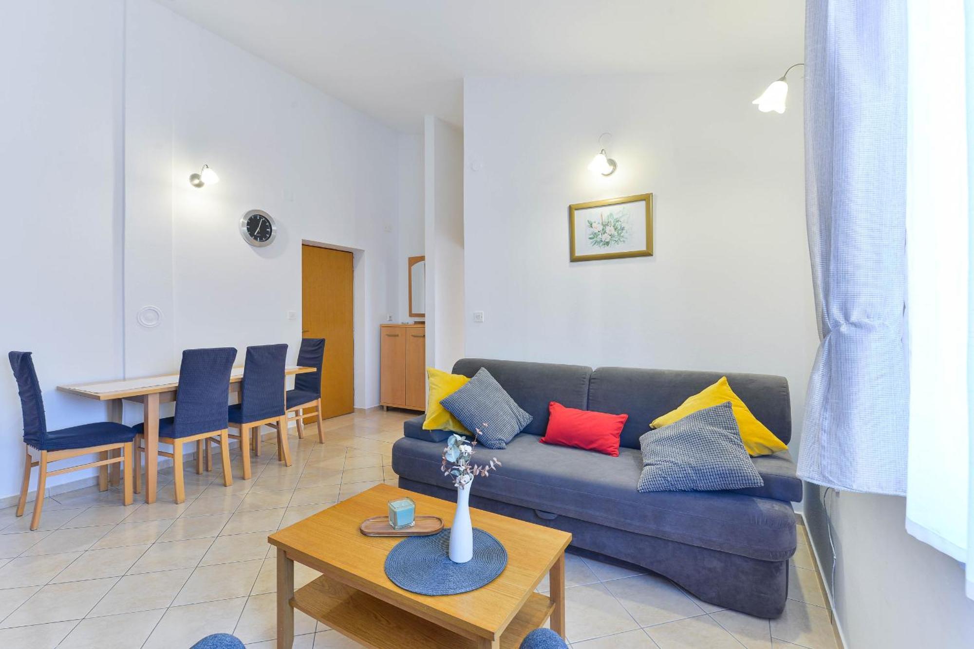 Apartment House Inga Вир Екстериор снимка