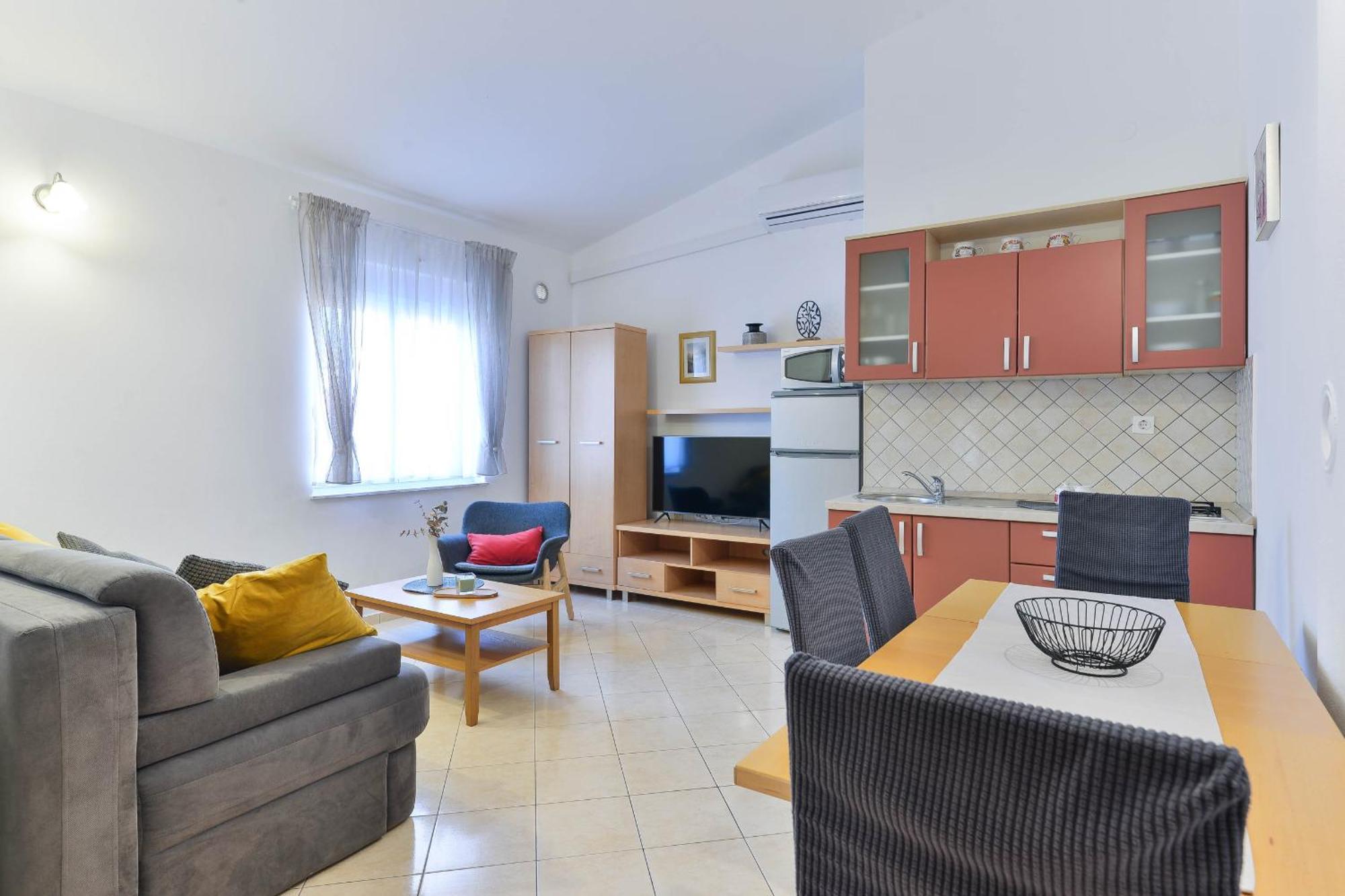 Apartment House Inga Вир Екстериор снимка