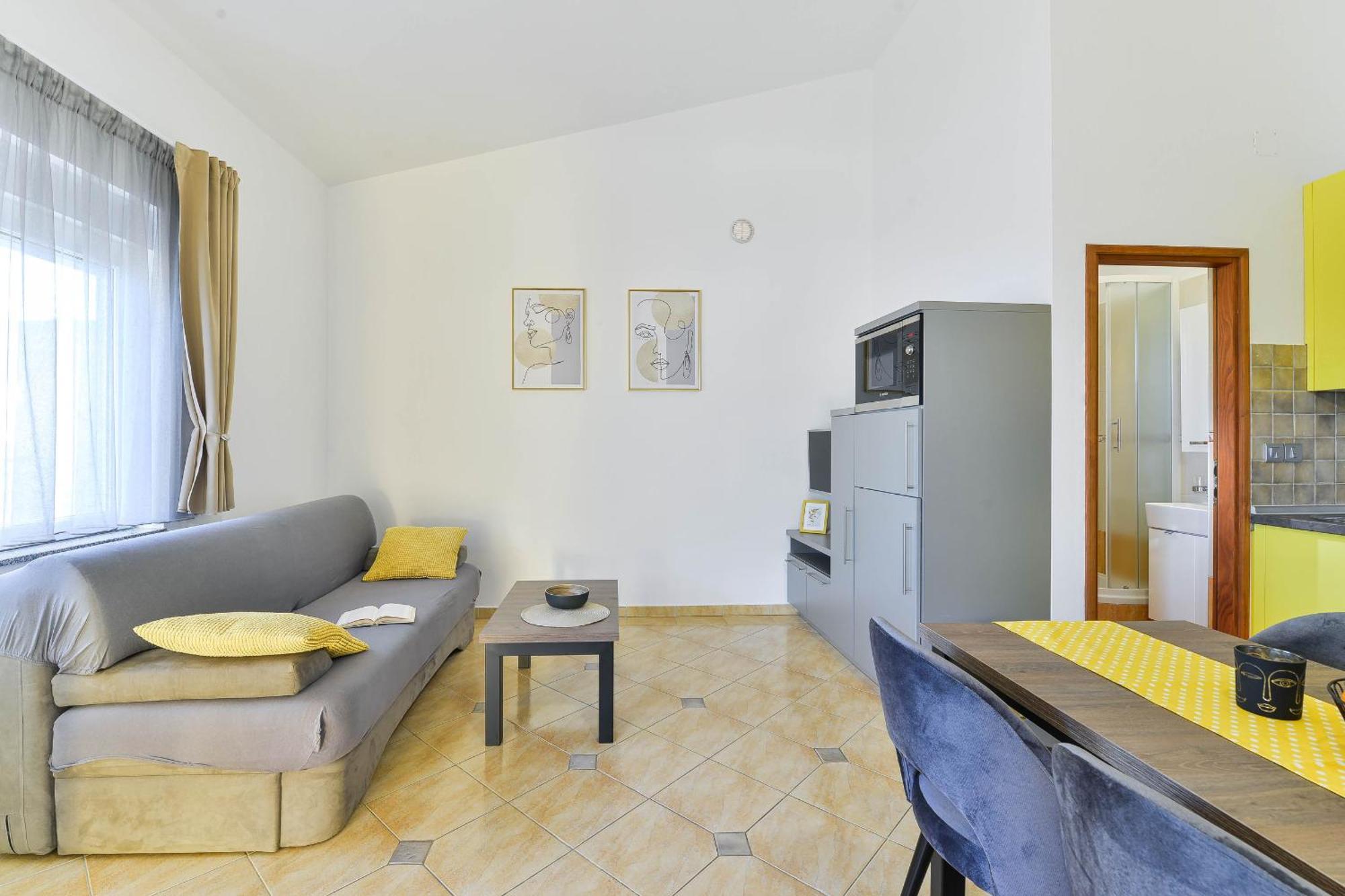 Apartment House Inga Вир Екстериор снимка