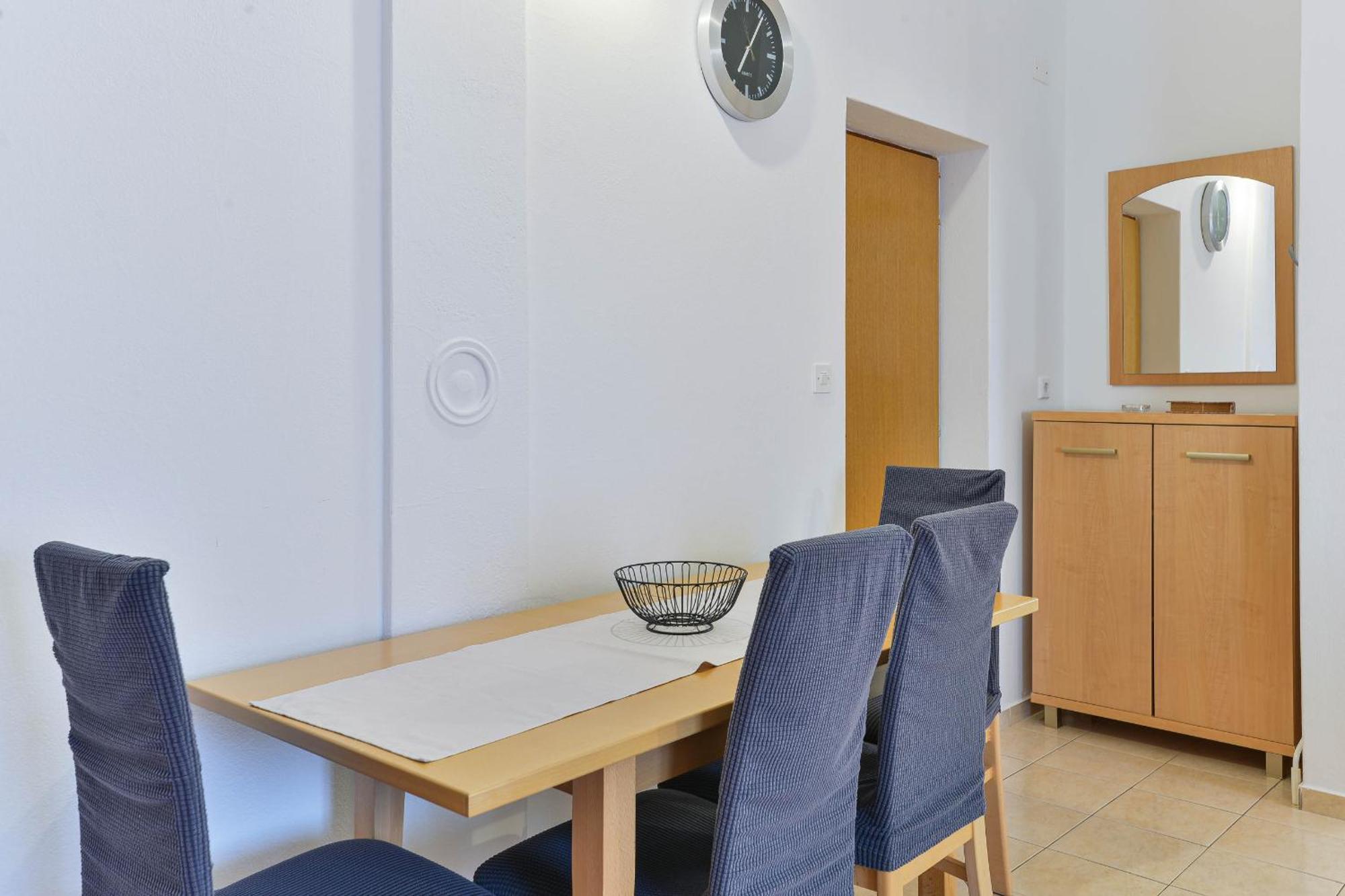 Apartment House Inga Вир Екстериор снимка