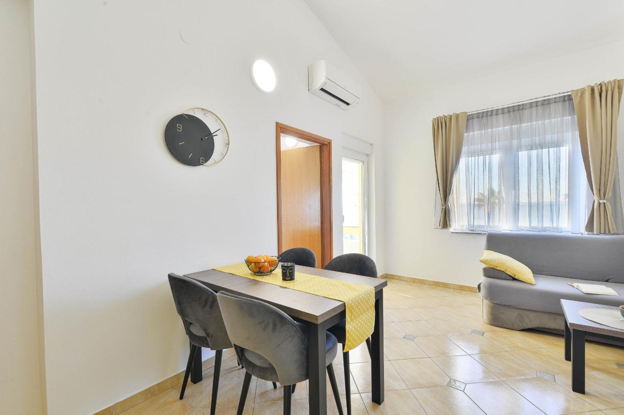 Apartment House Inga Вир Екстериор снимка