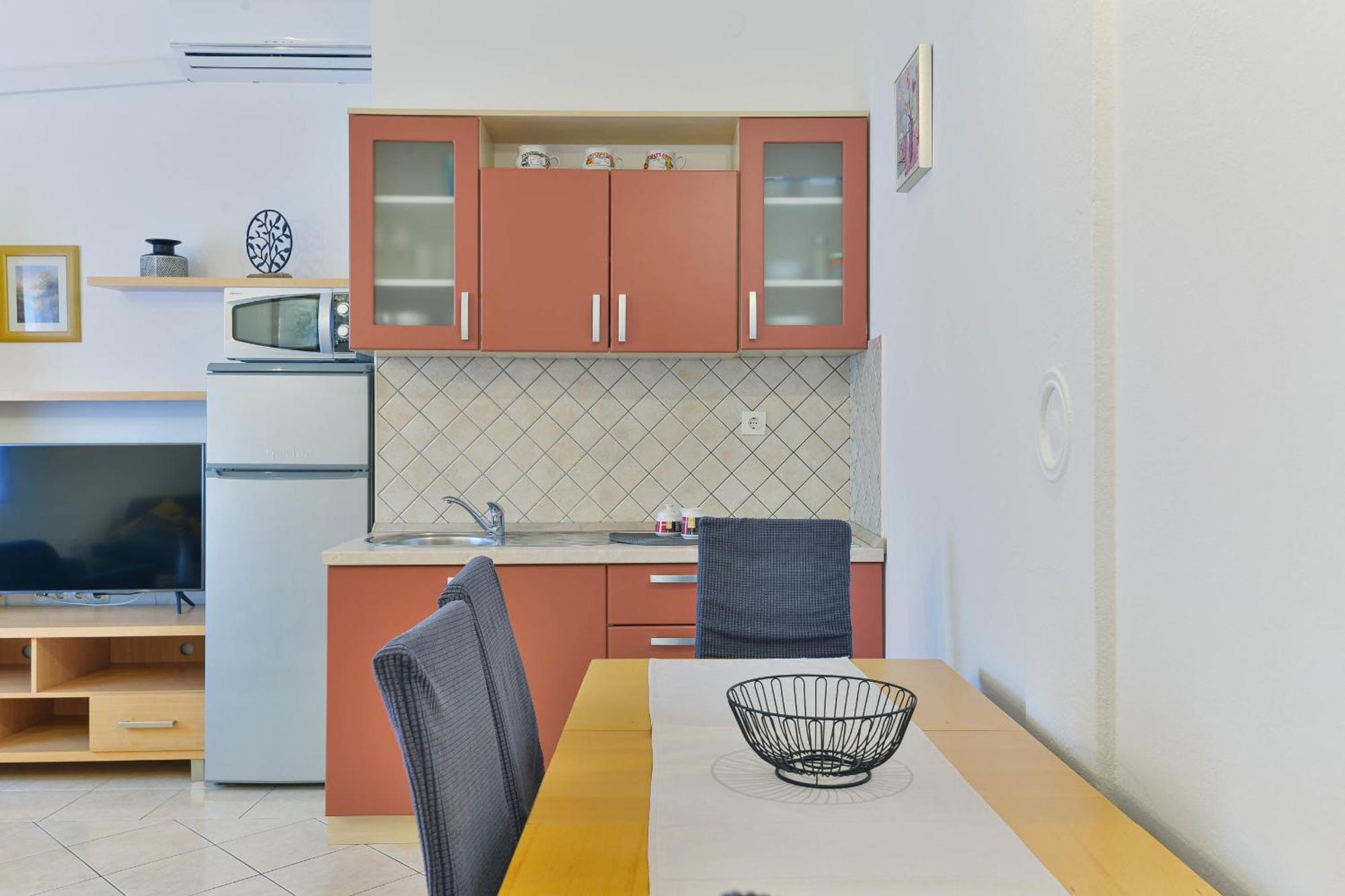 Apartment House Inga Вир Екстериор снимка