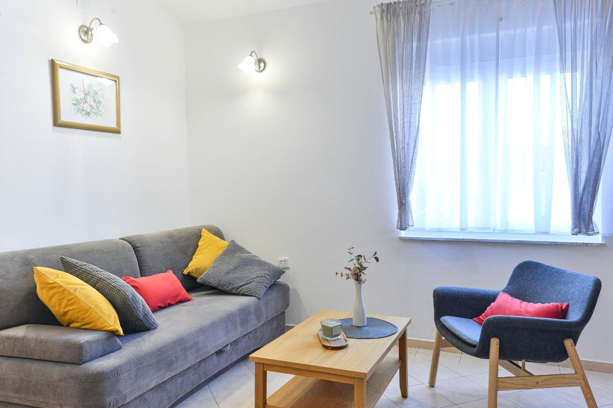 Apartment House Inga Вир Екстериор снимка