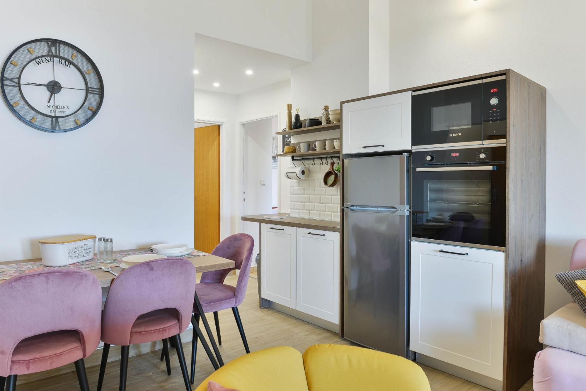 Apartment House Inga Вир Екстериор снимка